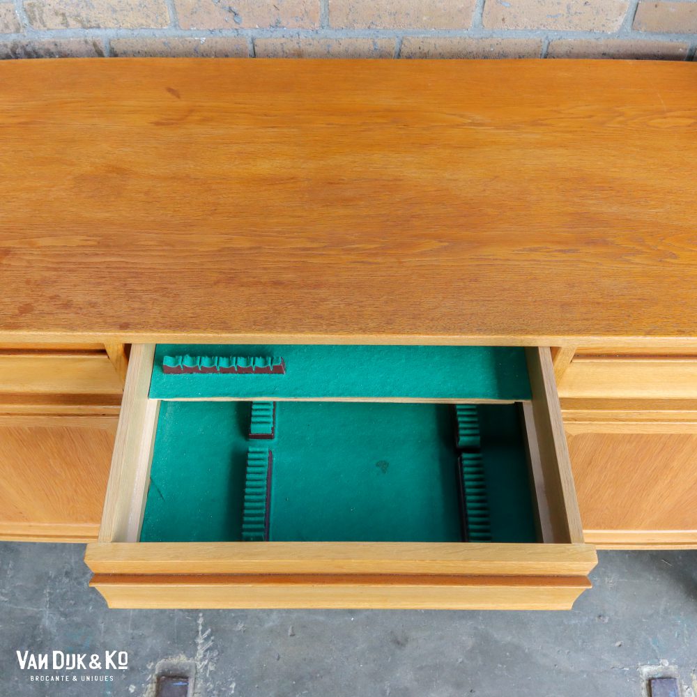 Vintage dressoir - Afbeelding 8