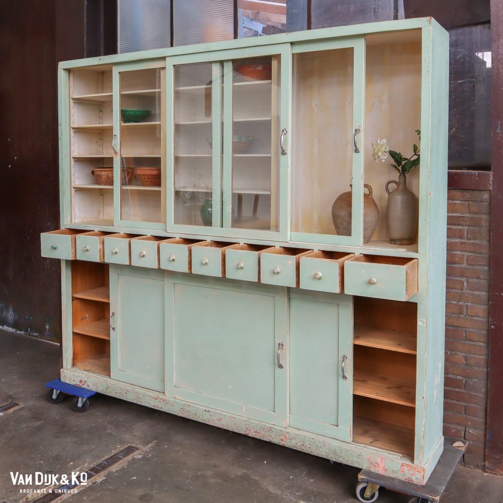 Mintgroene vitrinekast - Afbeelding 3