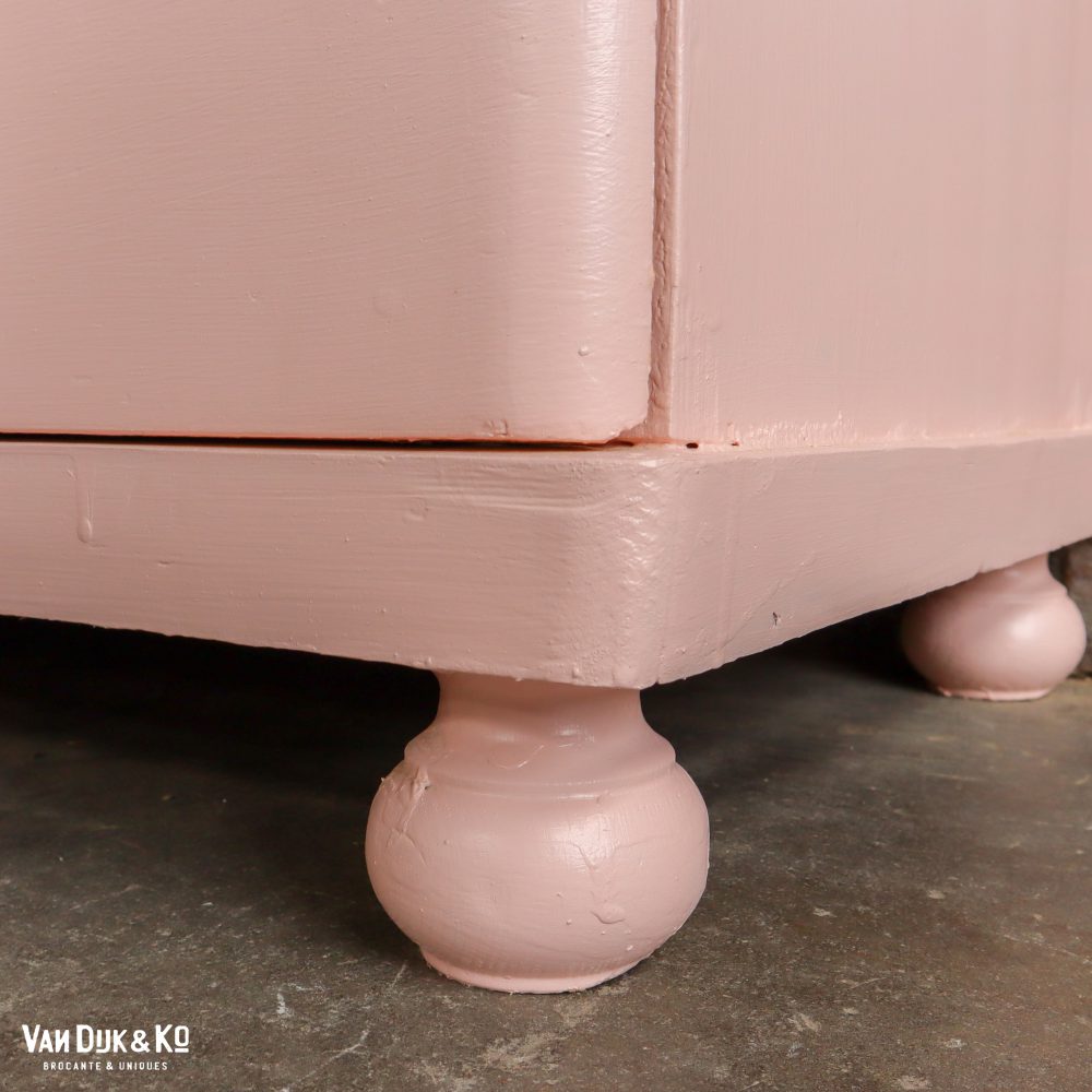 Roze vitrinekast - Afbeelding 9