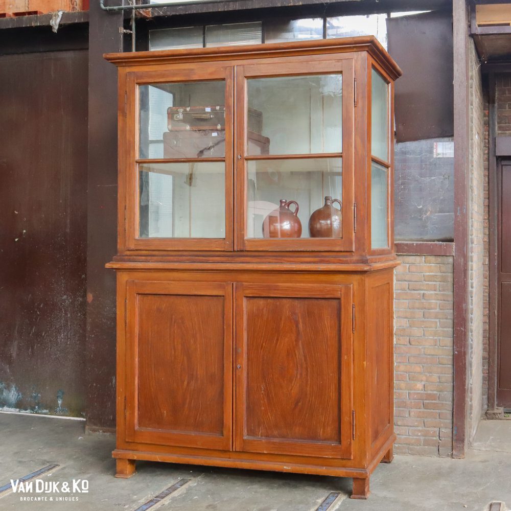 Bruine brocante vitrinekast - Afbeelding 2