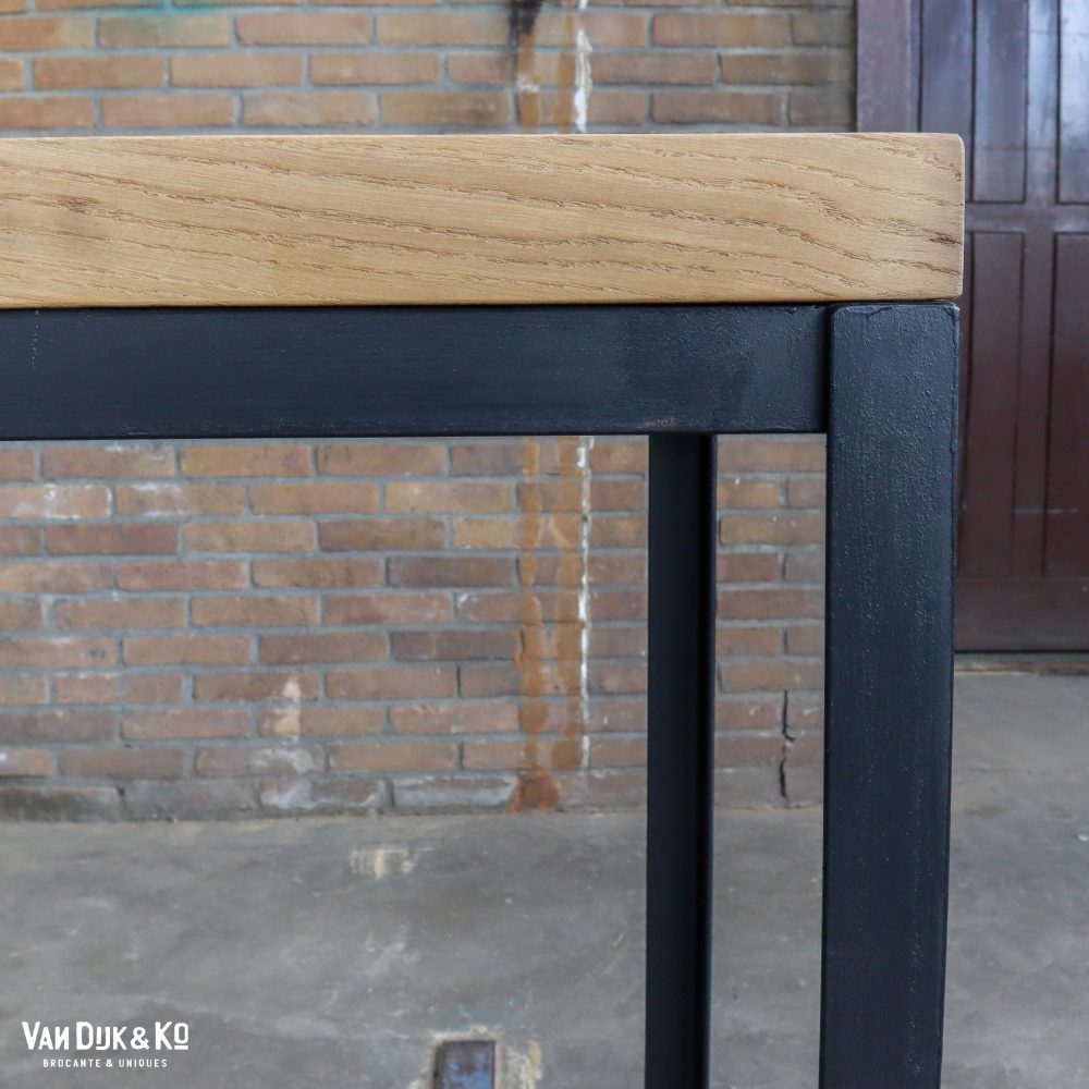Industriële tafel met houten blad - Afbeelding 7