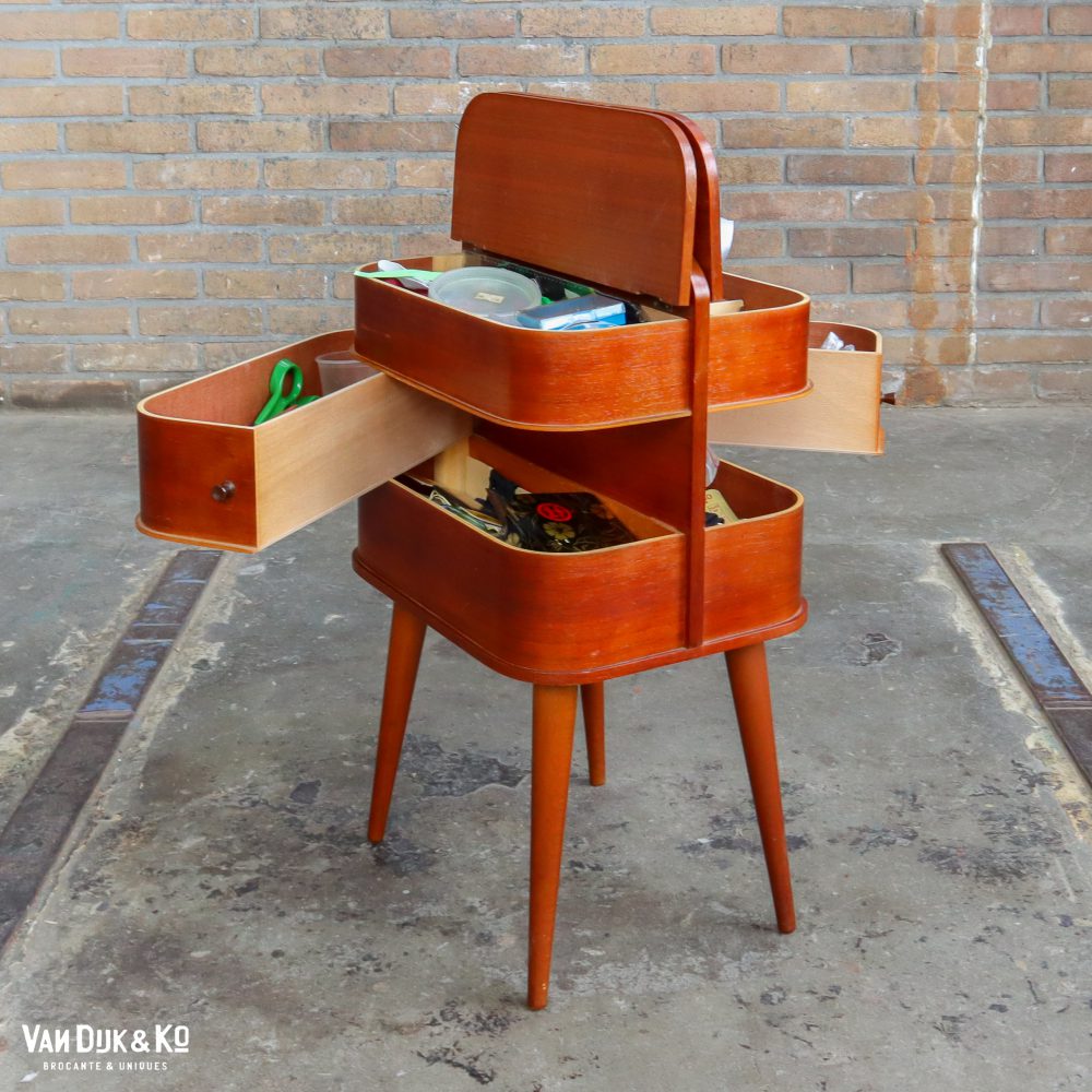 Mid-century houten naaidoos, op poten - Afbeelding 8