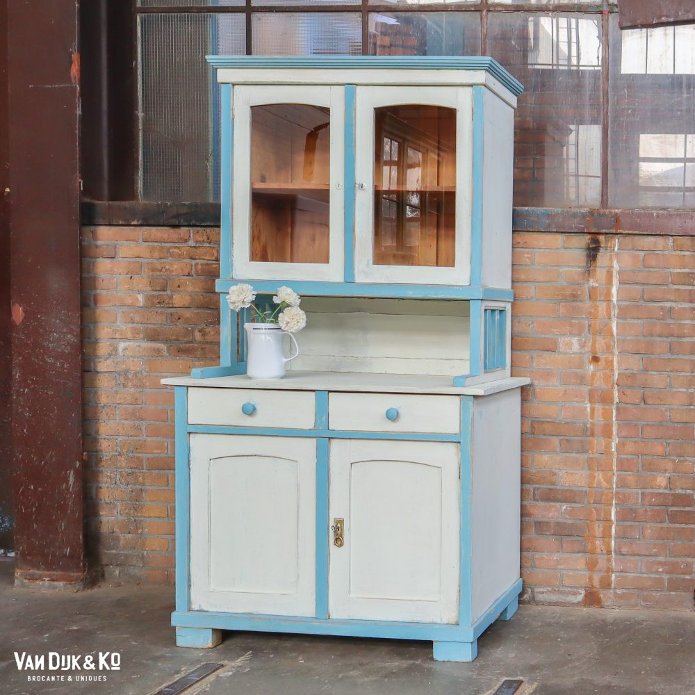 Brocante wit met blauwe buffetkast - Afbeelding 2