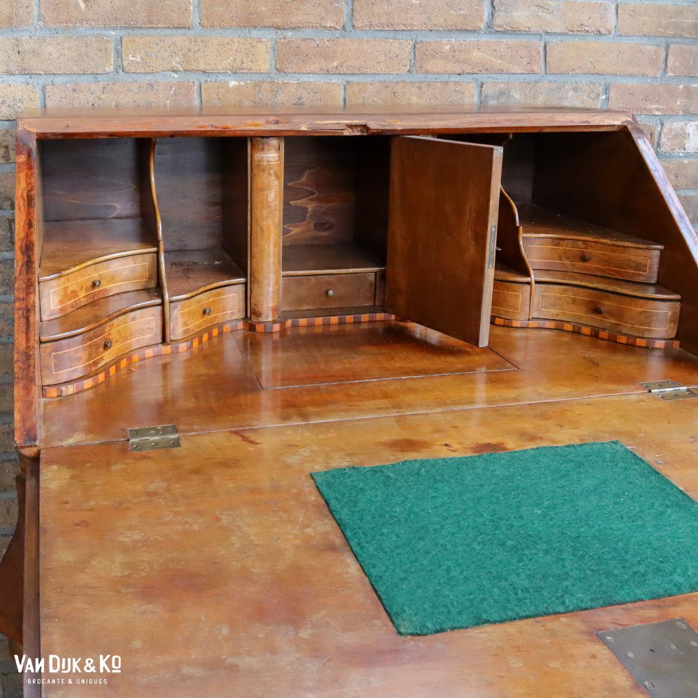 Antieke secretaire - Buikkastje - Afbeelding 9