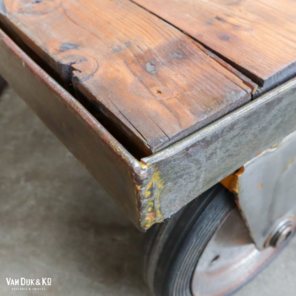 Industriële salontafel - Afbeelding 5