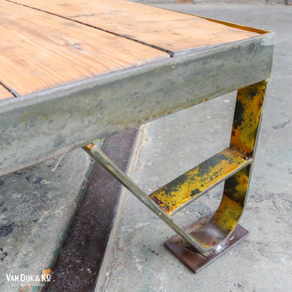 Industriële salontafel - Afbeelding 6
