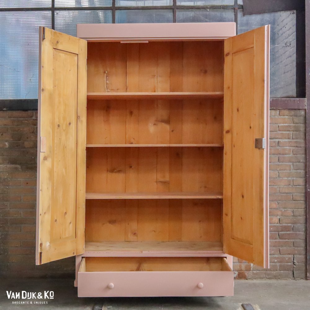 Brocante roze kledingkast - Afbeelding 3