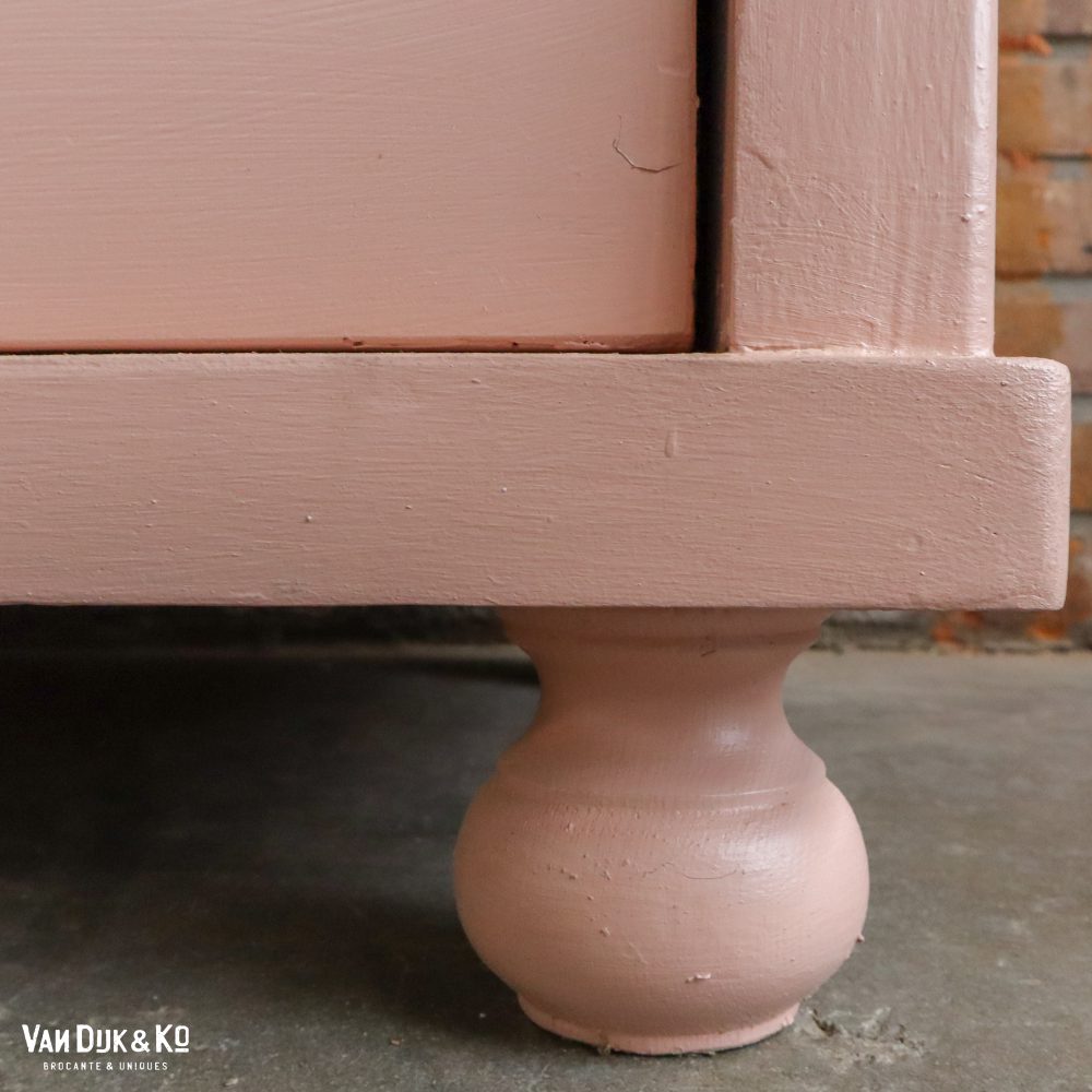 Brocante roze kledingkast - Afbeelding 10