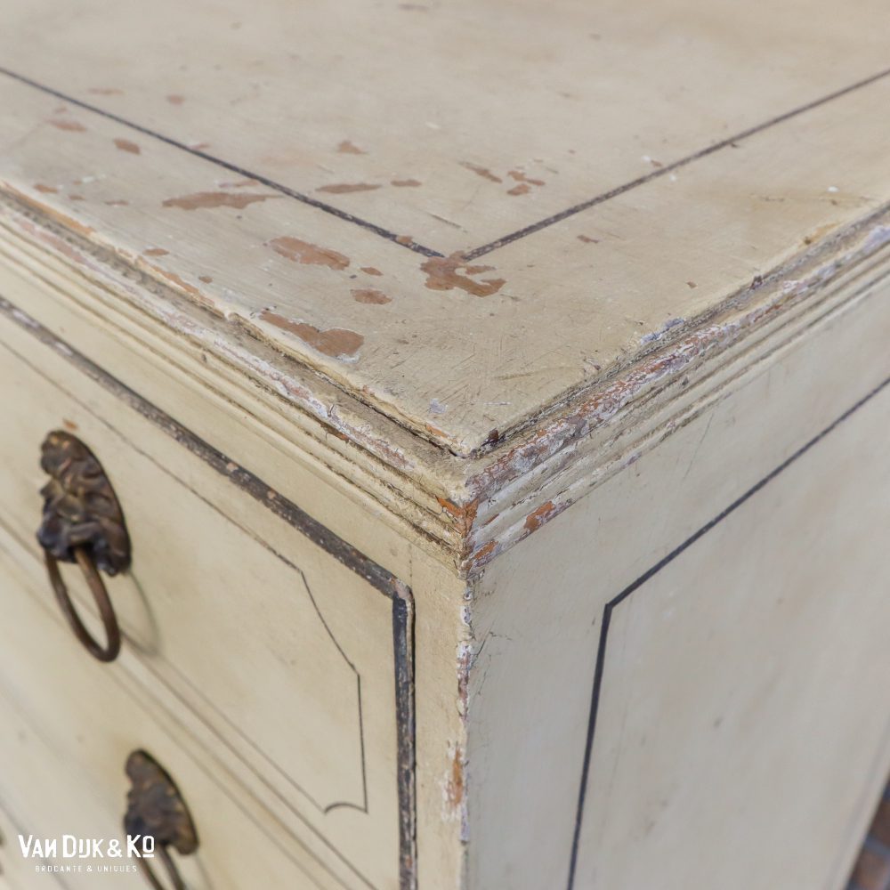 Vintage ladekast met leeuwenkoppen - Afbeelding 6