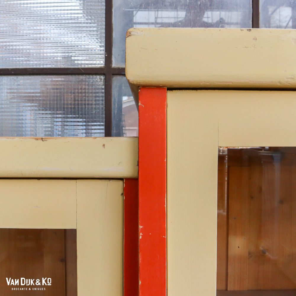 Brocante asymmetrische vitrinekast - Afbeelding 5