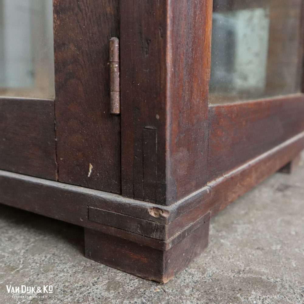Antieke wapenkast - Afbeelding 10