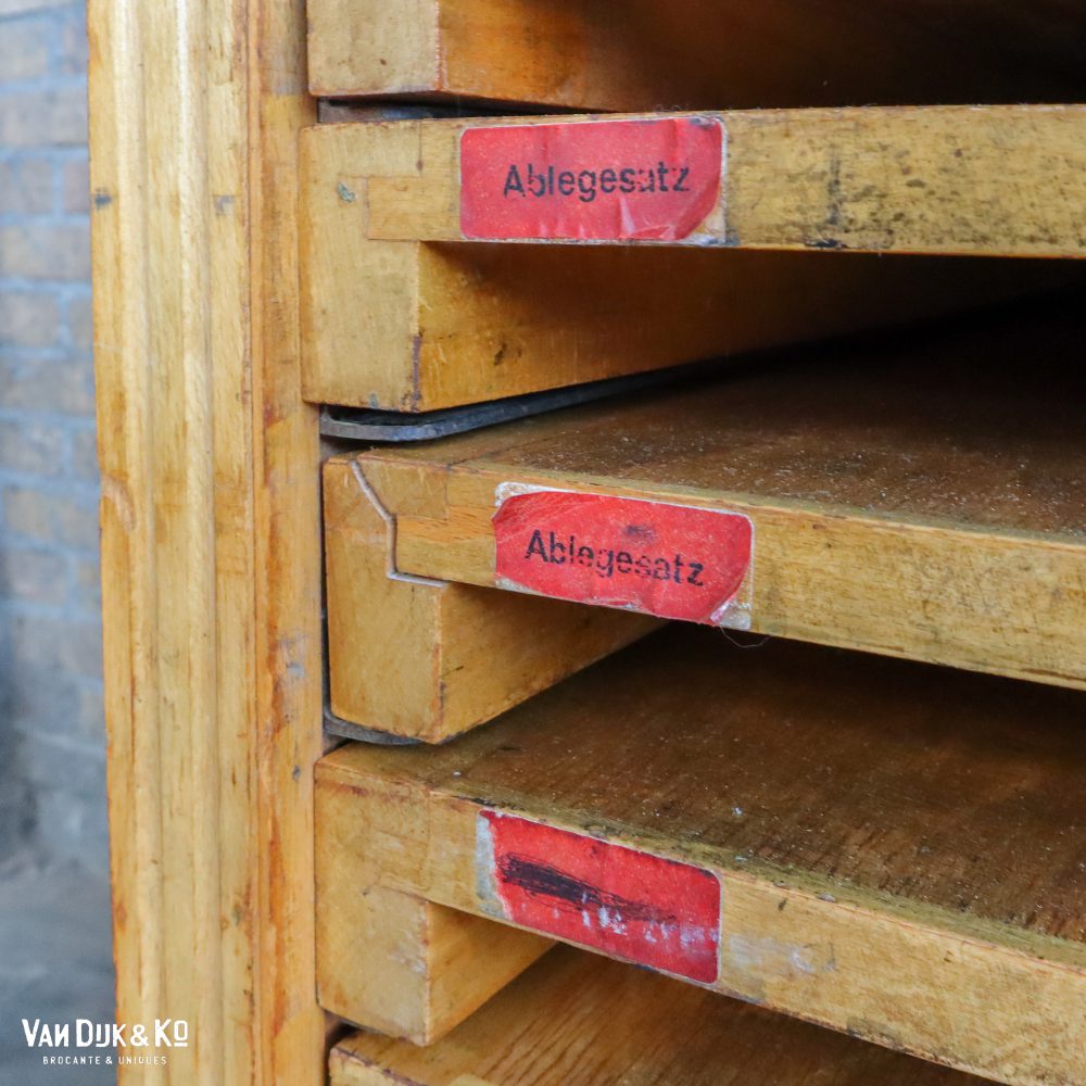 Vintage papierkast - Afbeelding 11