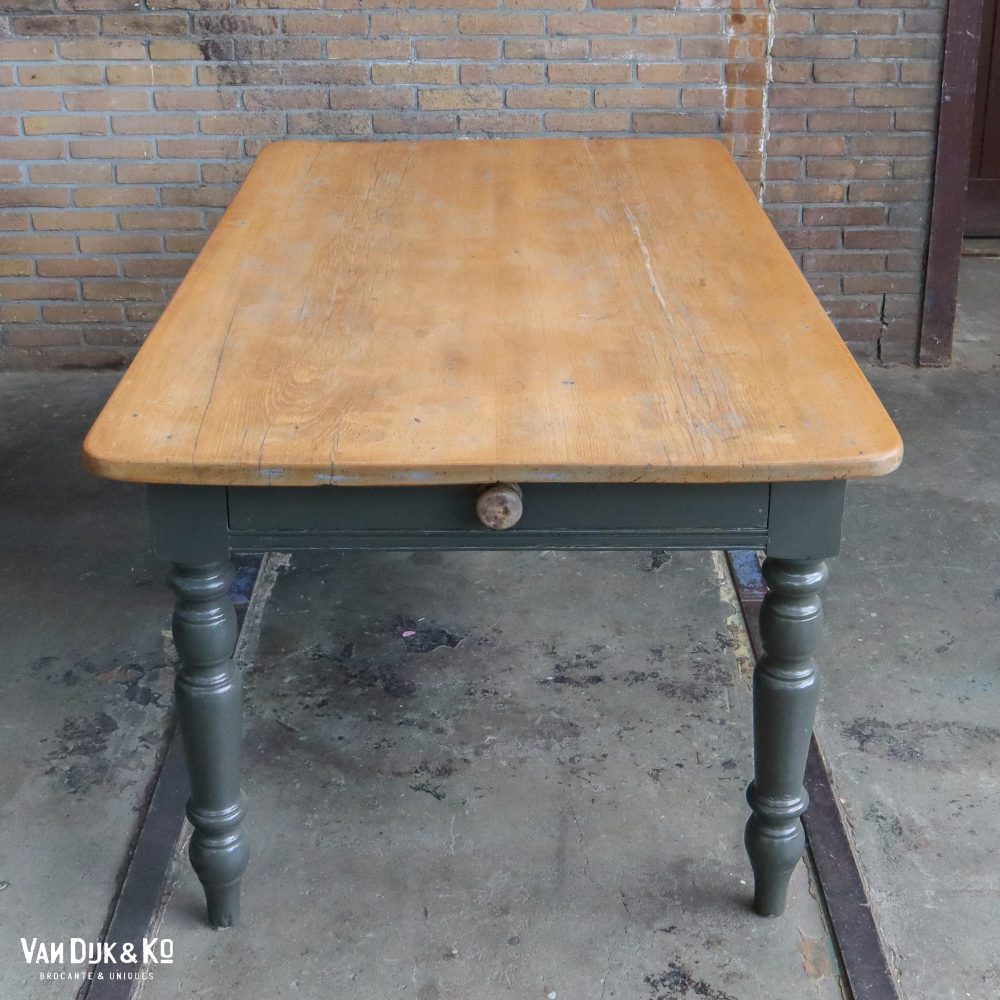 Brocante verweerde tafel - Afbeelding 3