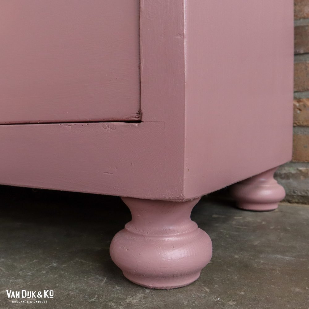 Roze vitrinekast - Afbeelding 10