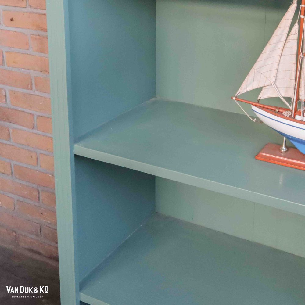 Brocante boekenrek met deurtjes - Afbeelding 5