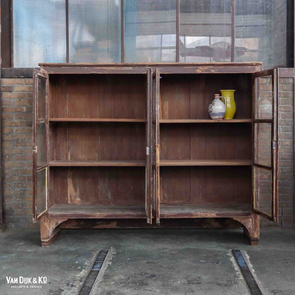Brocante dressoir met getrokken glas - Afbeelding 3