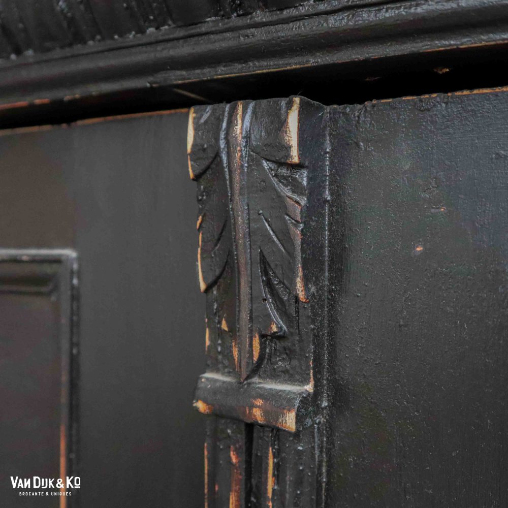 Brocante zwarte kledingkast - Afbeelding 7