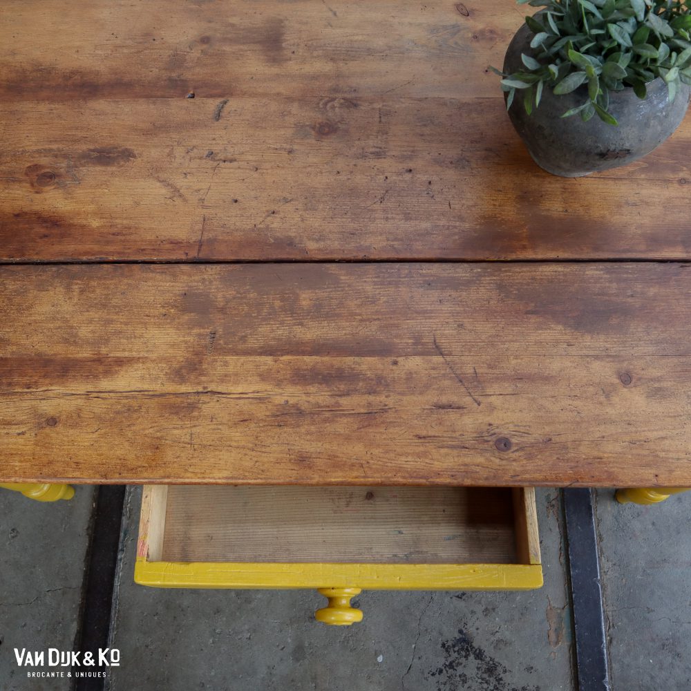 brocante houten tafel - Afbeelding 4