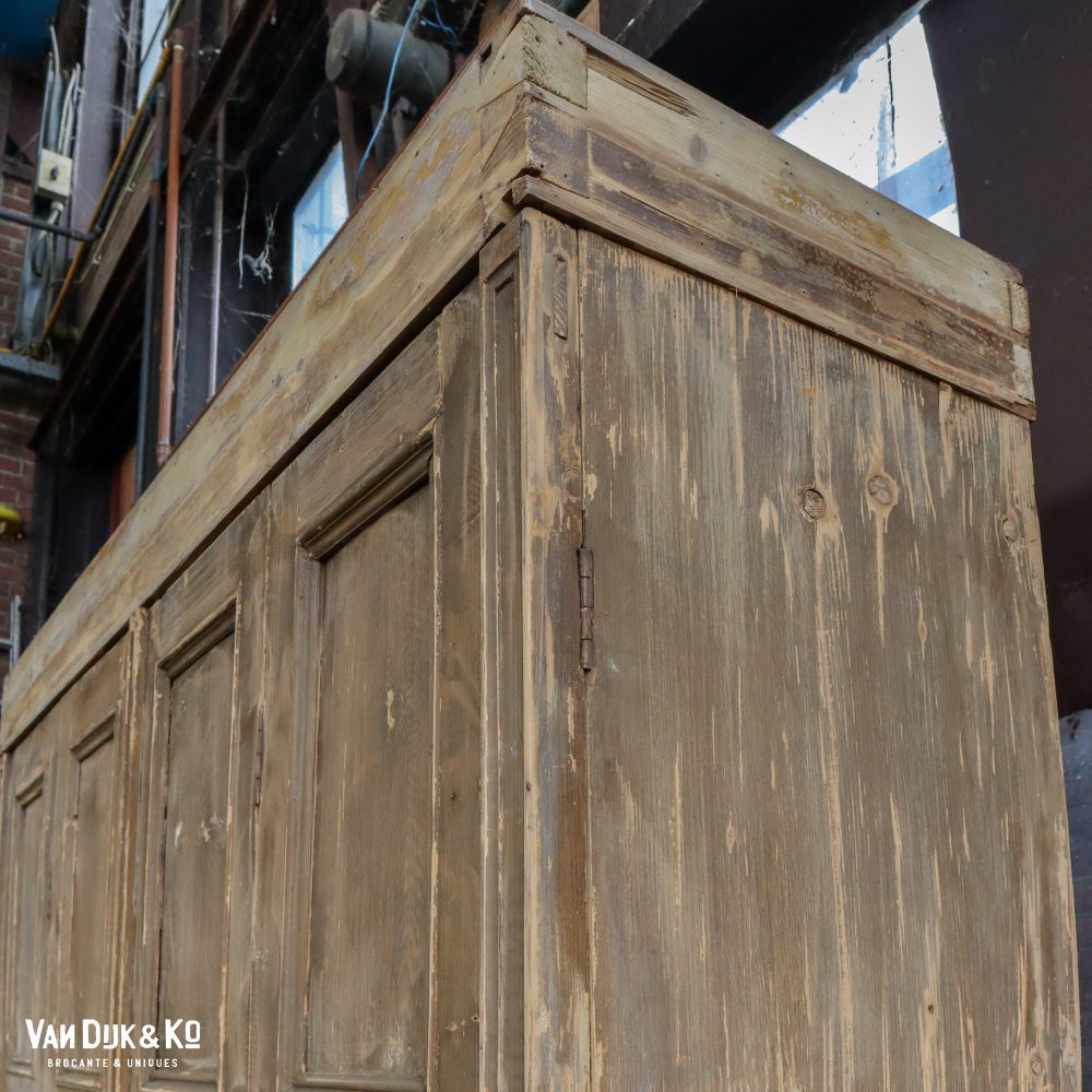 Antieke kast met paneeldeuren - Afbeelding 6
