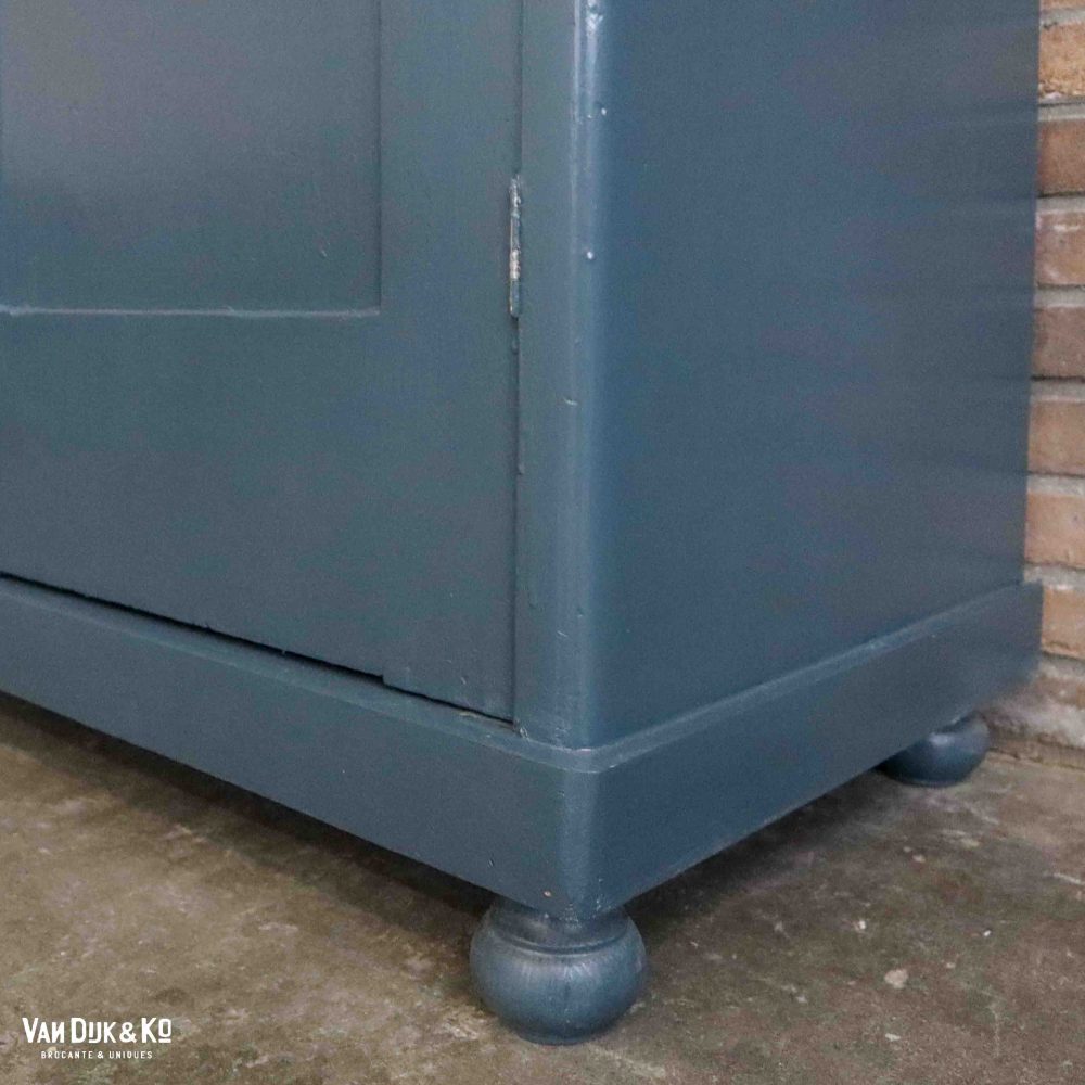 Donker blauwe linnenkast - Afbeelding 7