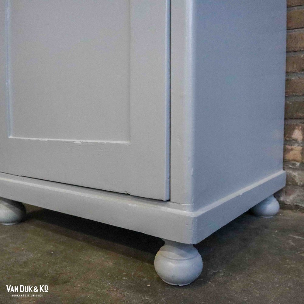 Eendeurs linnenkast - Afbeelding 8