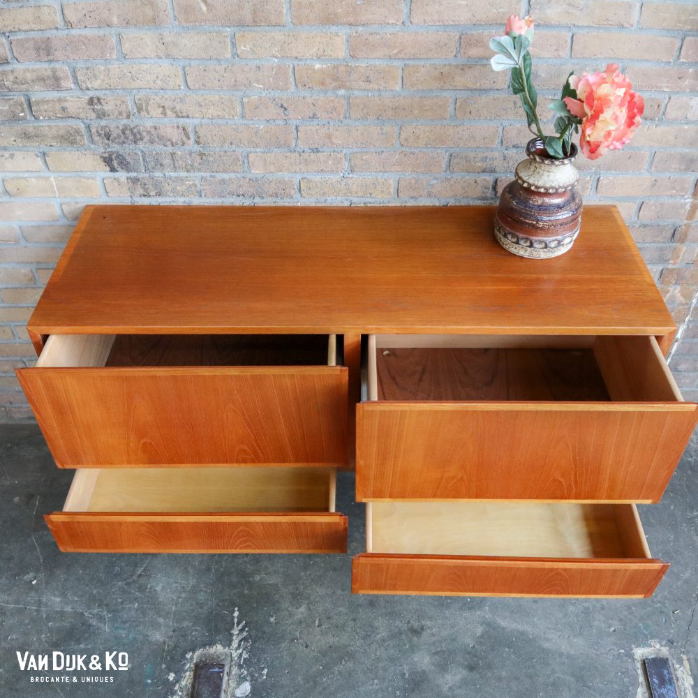 Vintage dressoirtje - Afbeelding 4