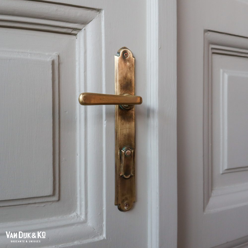 Hoge kast met ensuite deuren - Afbeelding 10