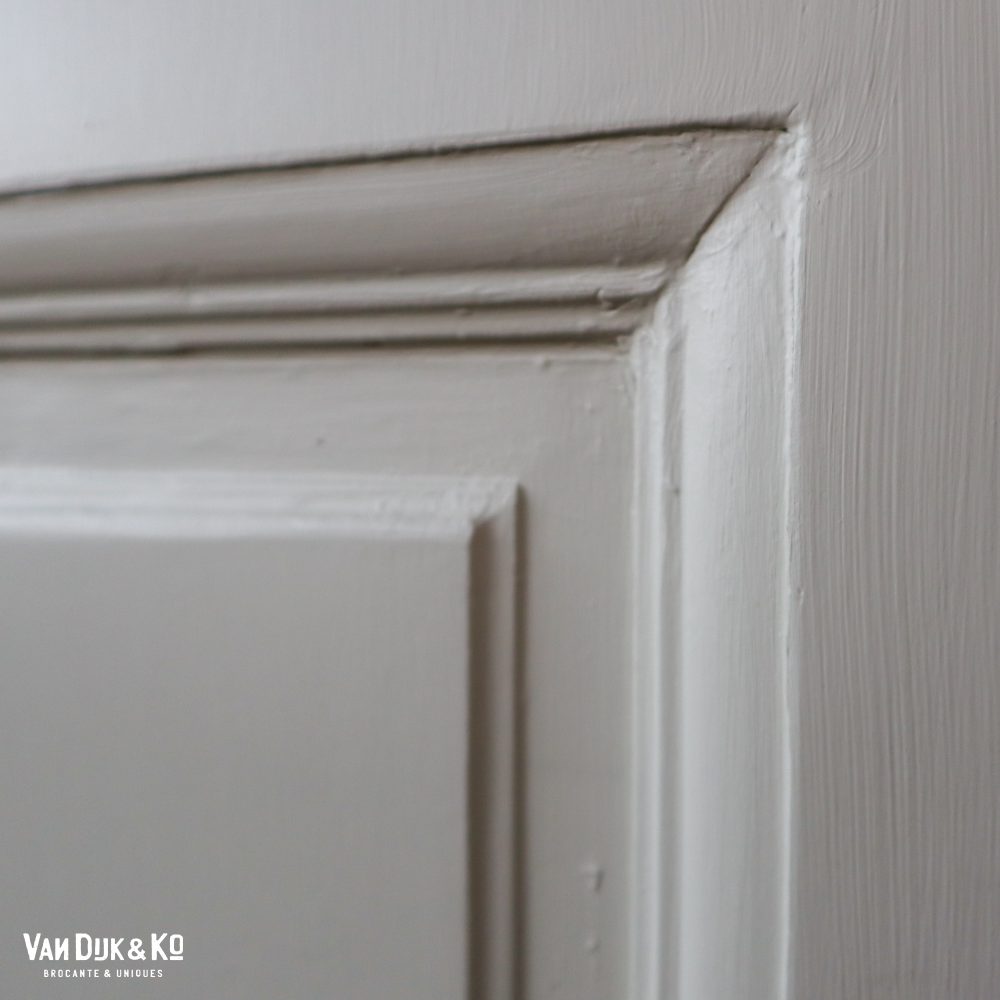 Hoge kast met ensuite deuren - Afbeelding 7