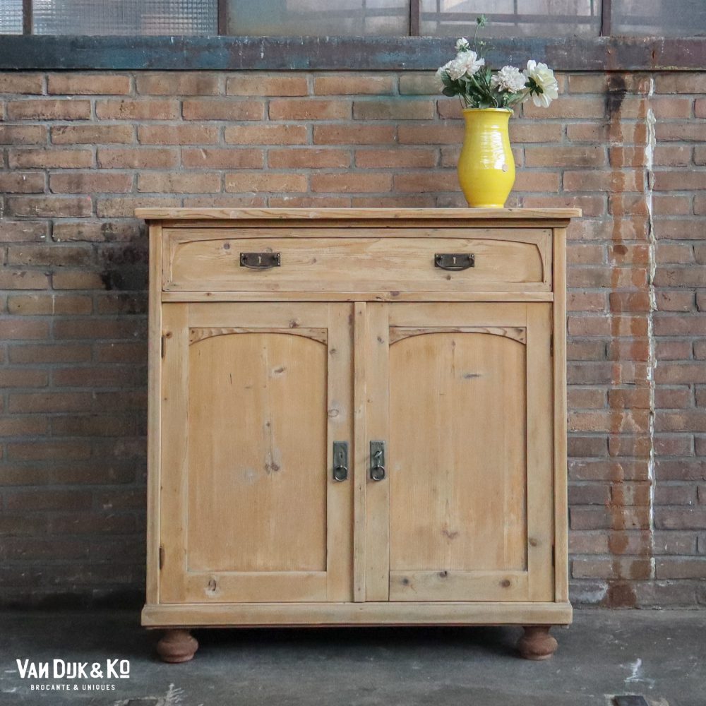 Brocante dressoir