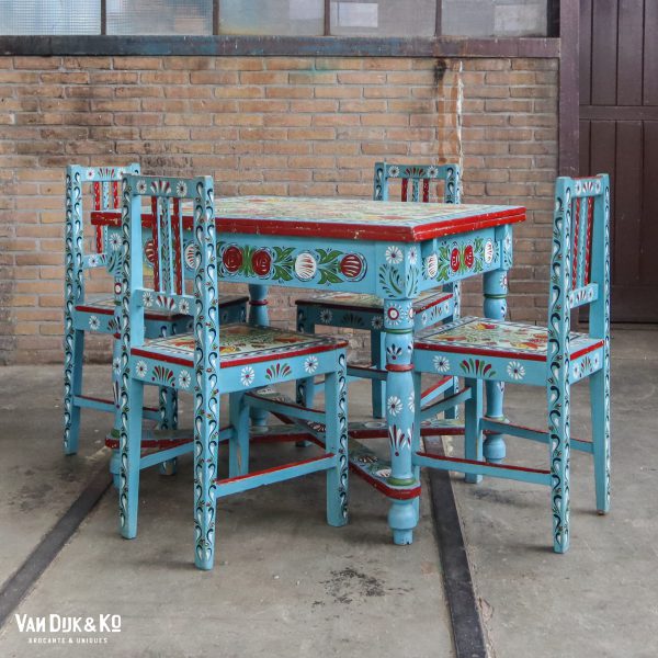 Handbeschilderde Roemeense set - tafel en 4 stoelen