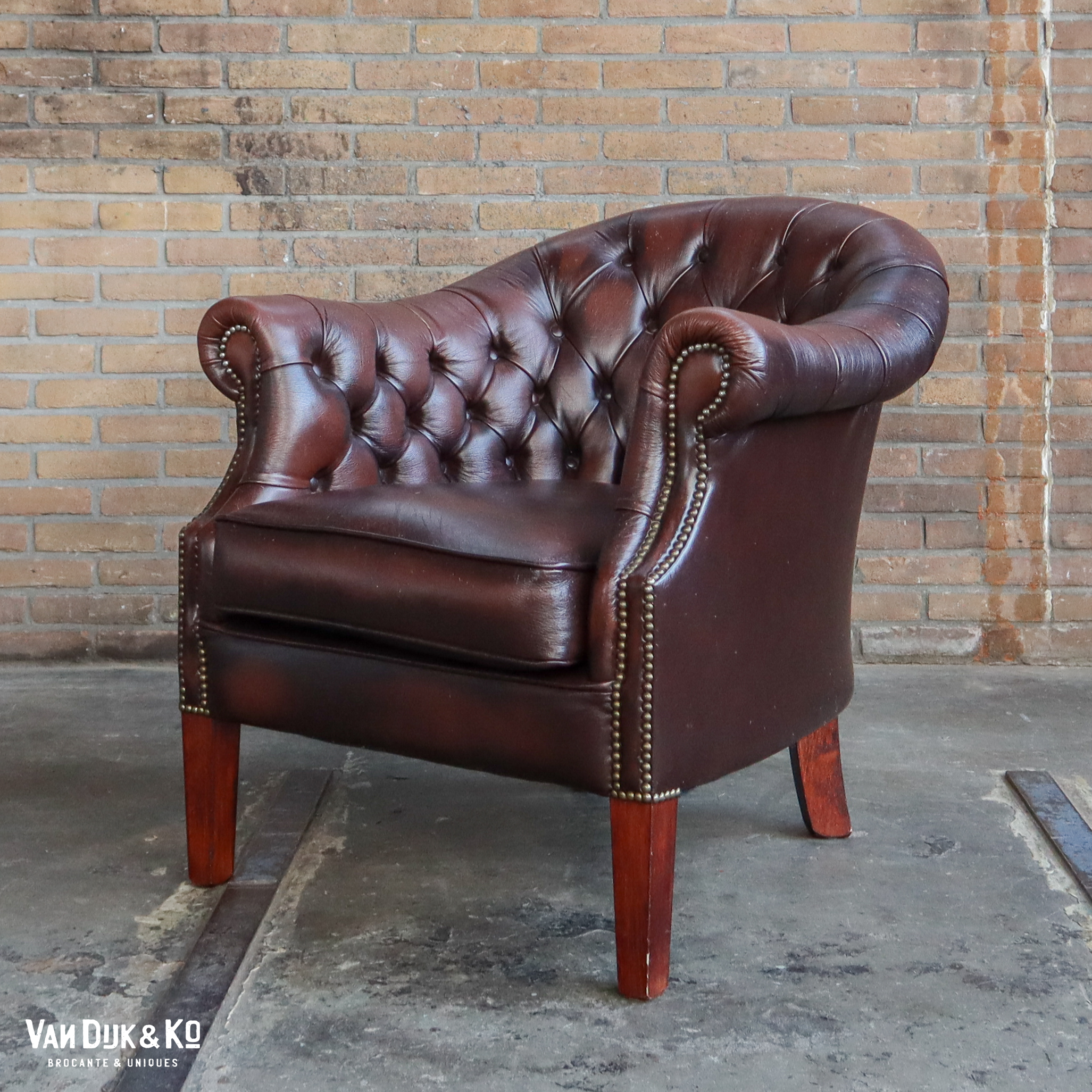 Strippen regio baard Leren vintage fauteuil » Van Dijk & Ko