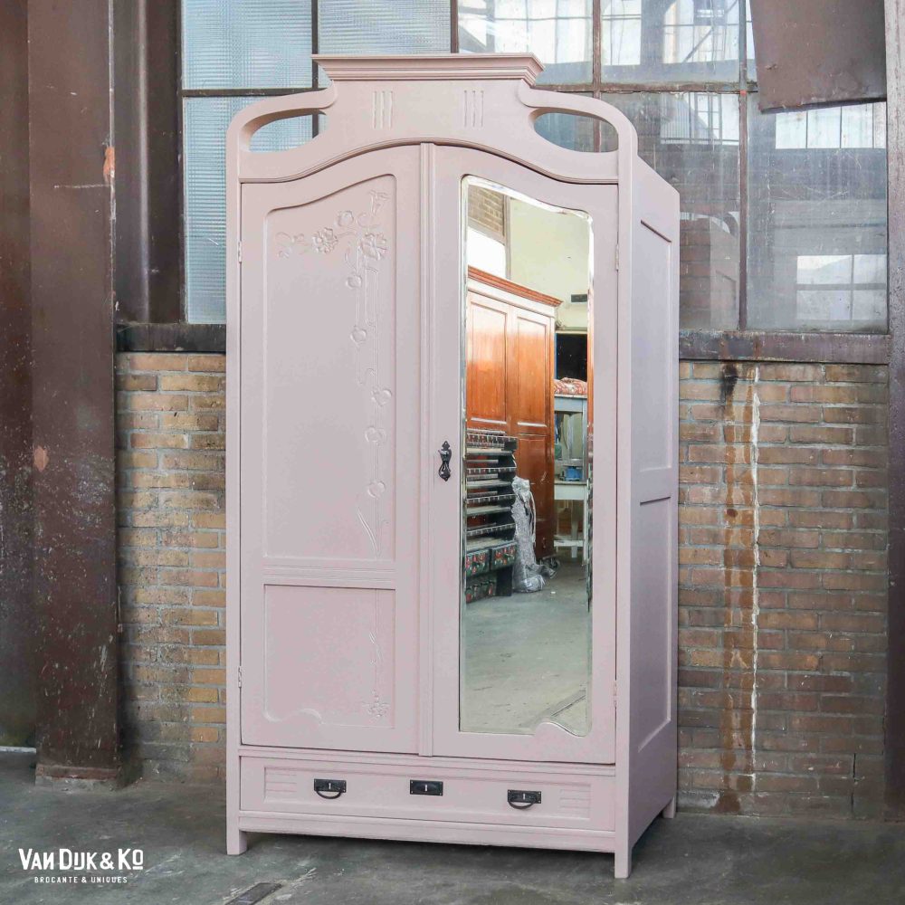 Brocante roze linnenkast met spiegel - Afbeelding 2