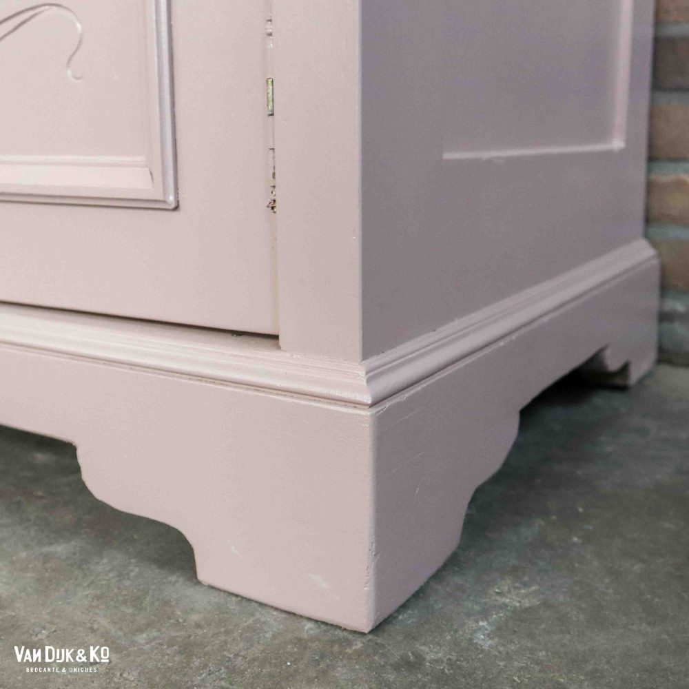 Roze eendeurs vitrinekast - Afbeelding 11