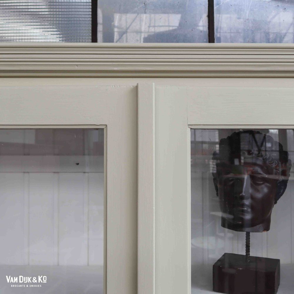 Hoge kast met serre deuren - Afbeelding 6