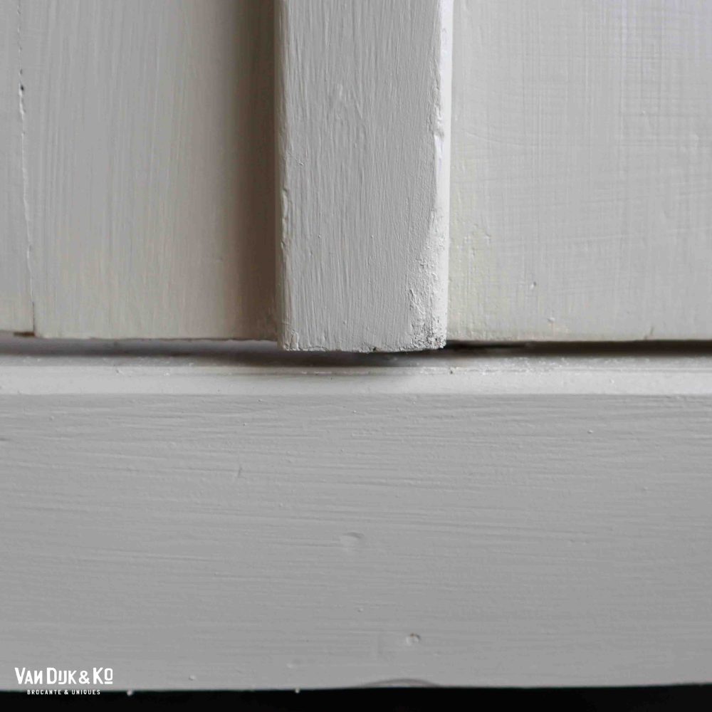 Hoge kast met serre deuren - Afbeelding 10