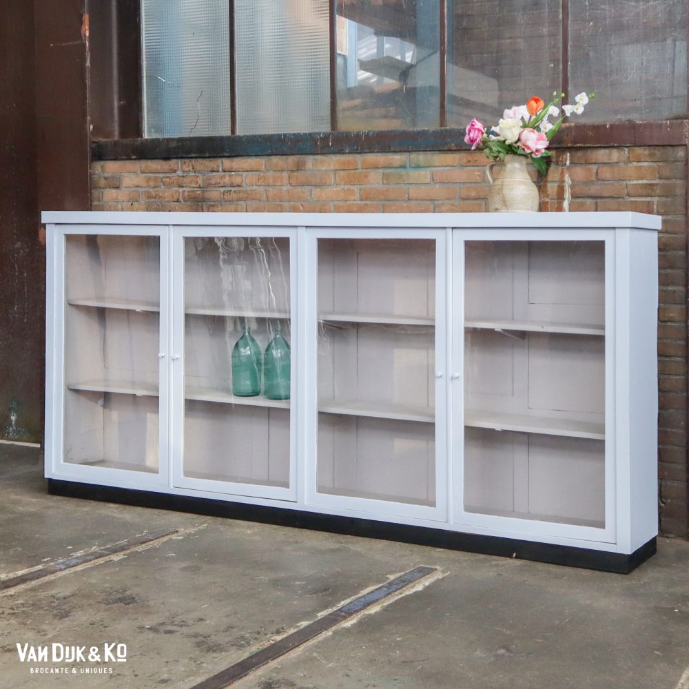 Brocante dressoir - Afbeelding 2