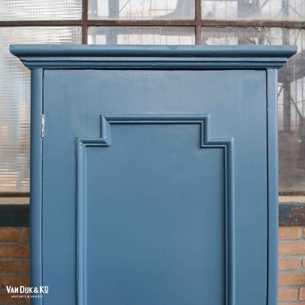 Blauwe eendeurs linnenkast - Afbeelding 4