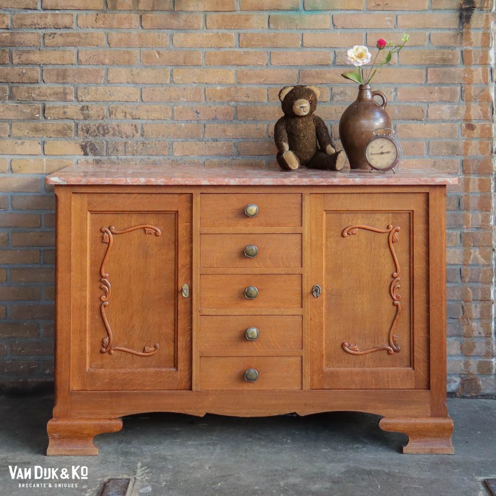 vintage commode met marmeren blad