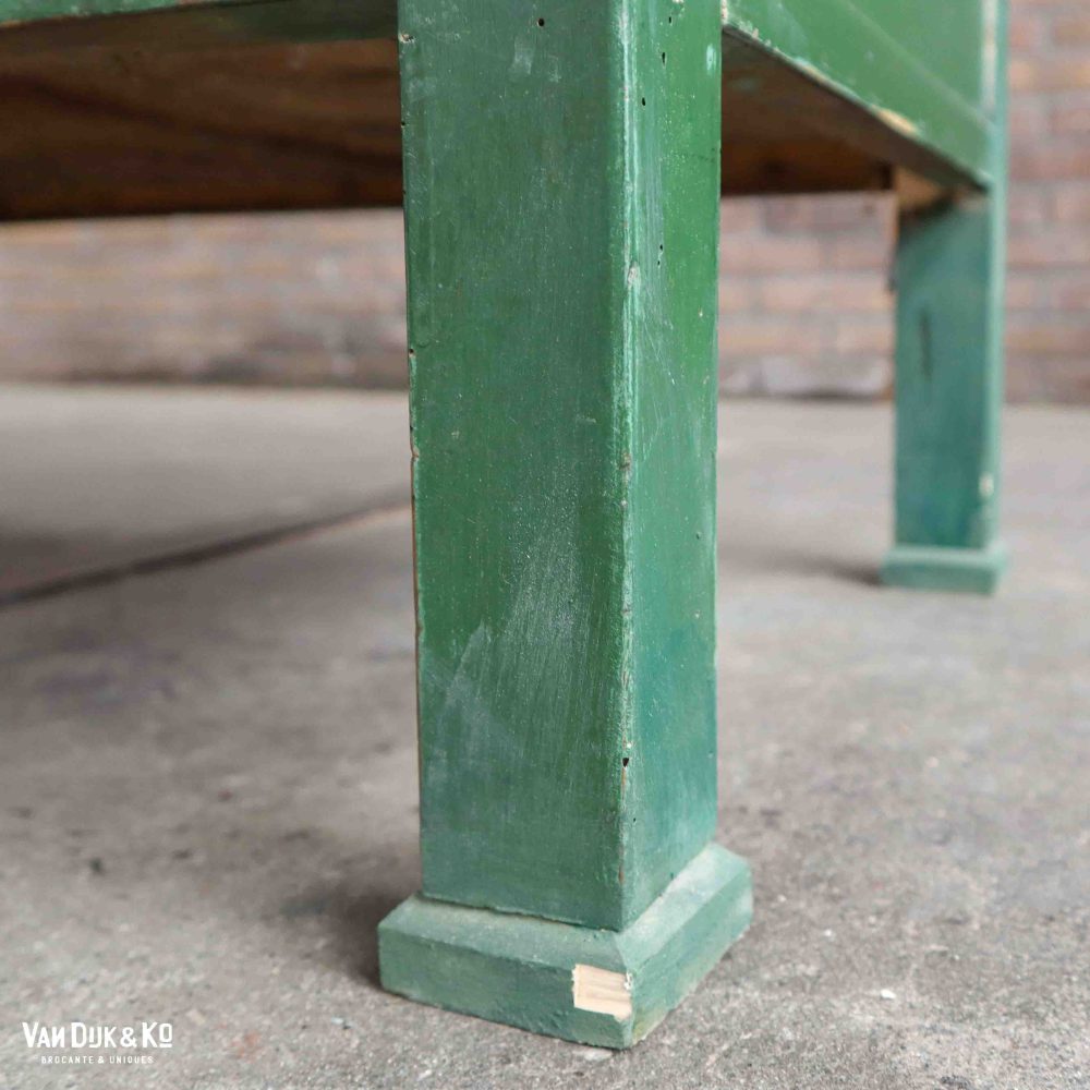 Beschilderde groene klepbank - Afbeelding 11
