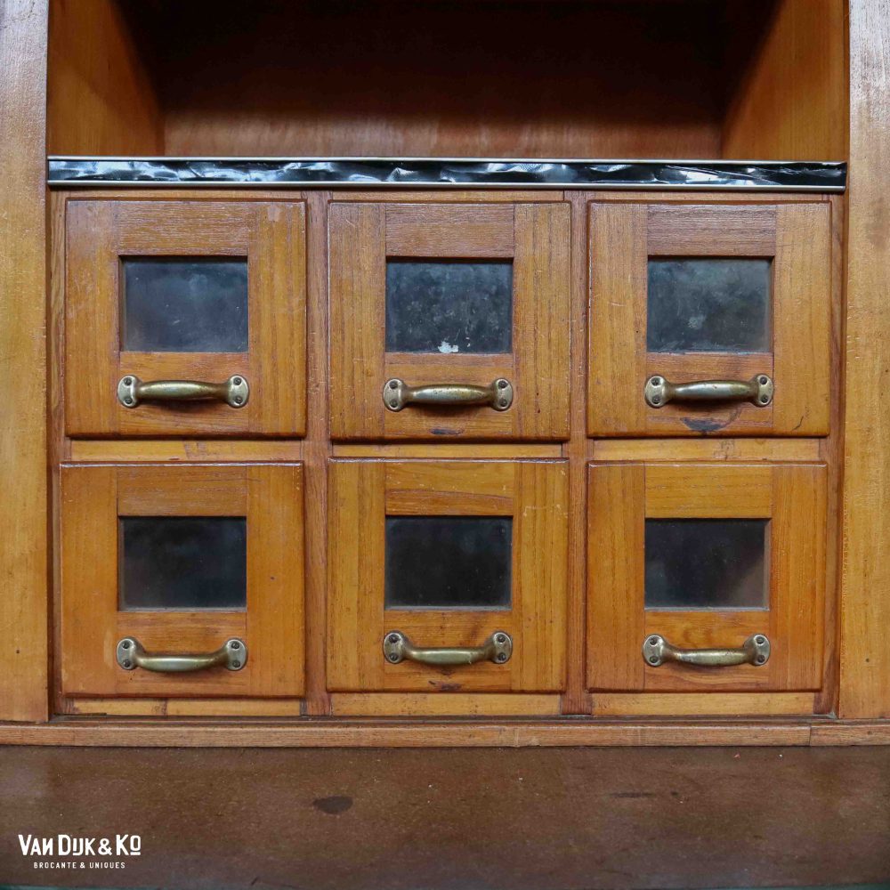 Vintage winkelkast - Afbeelding 12