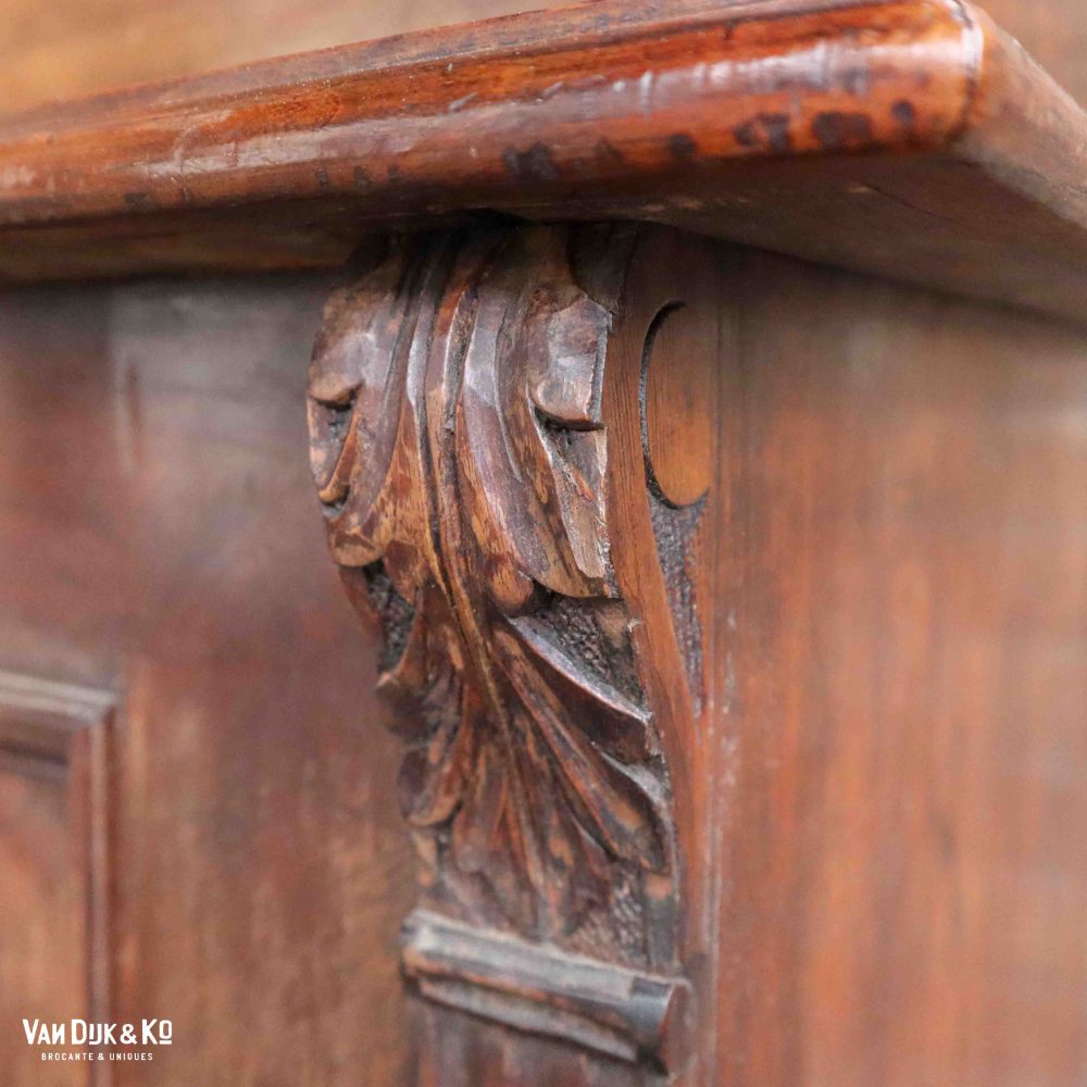 Hoge antieke vitrinekast - Afbeelding 5
