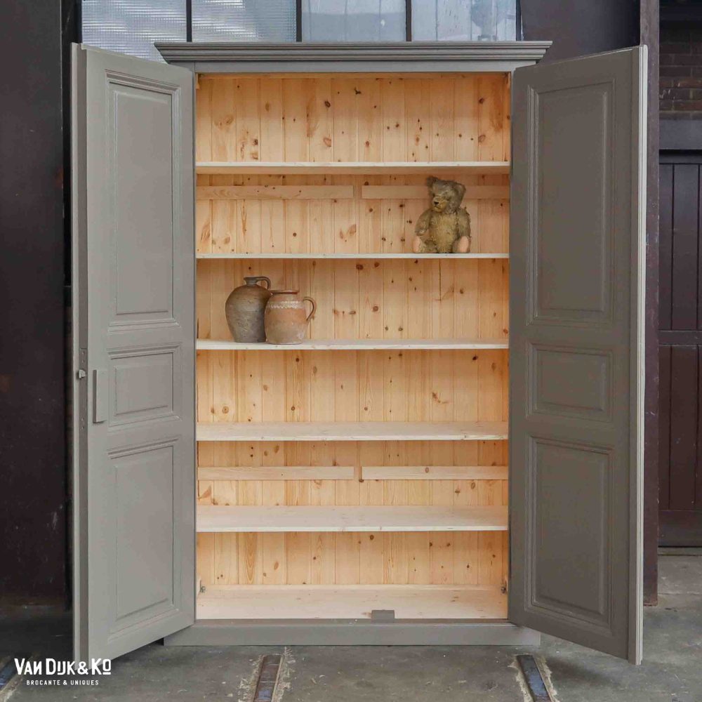 Hoge kast met en suite deuren - Afbeelding 3