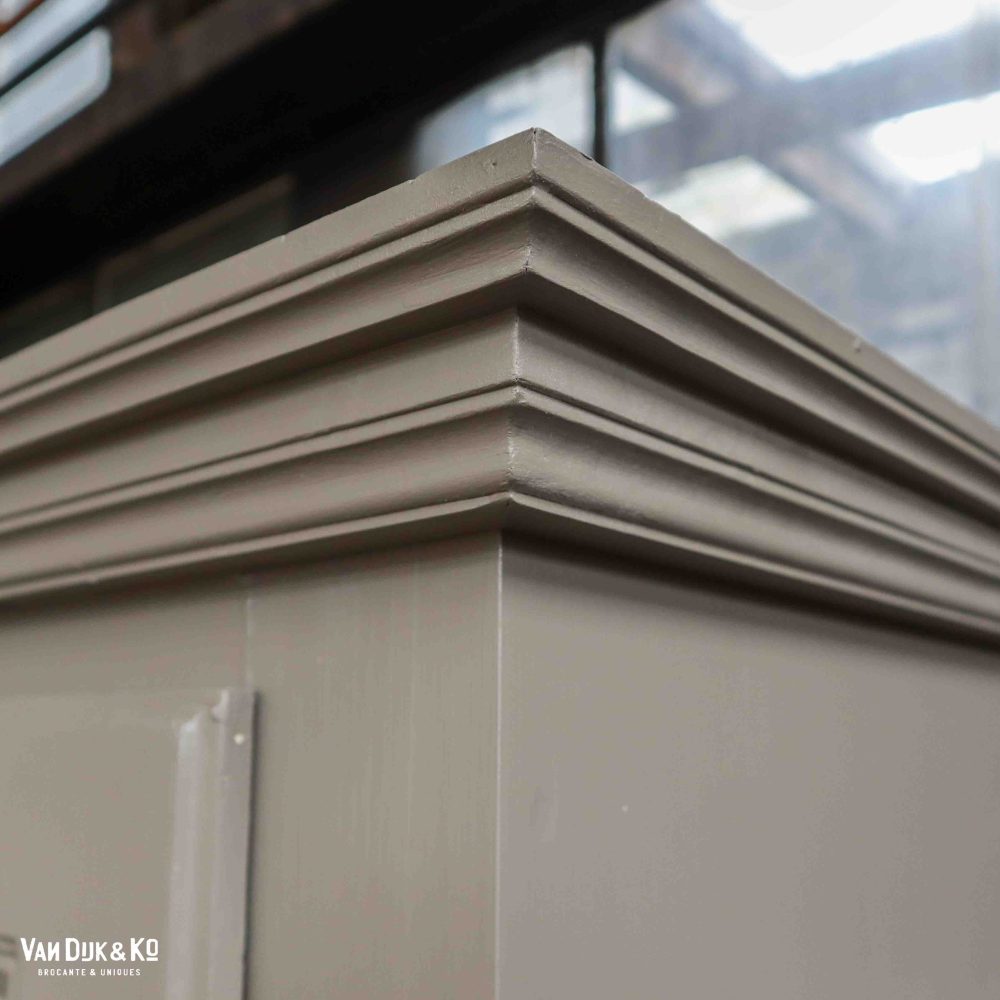 Hoge kast met en suite deuren - Afbeelding 7
