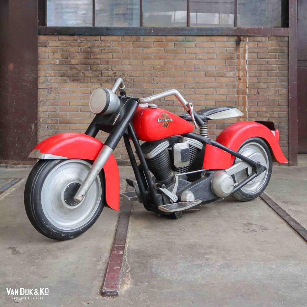 Houten Harley-Davidson motor