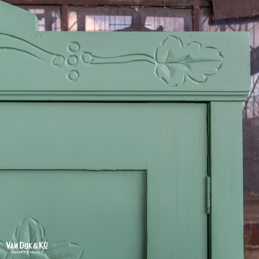 Brocante linnenkast met bloemen - Image 5