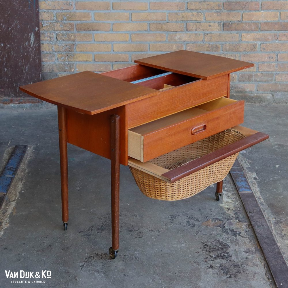 Vintage naaikastje - Afbeelding 3