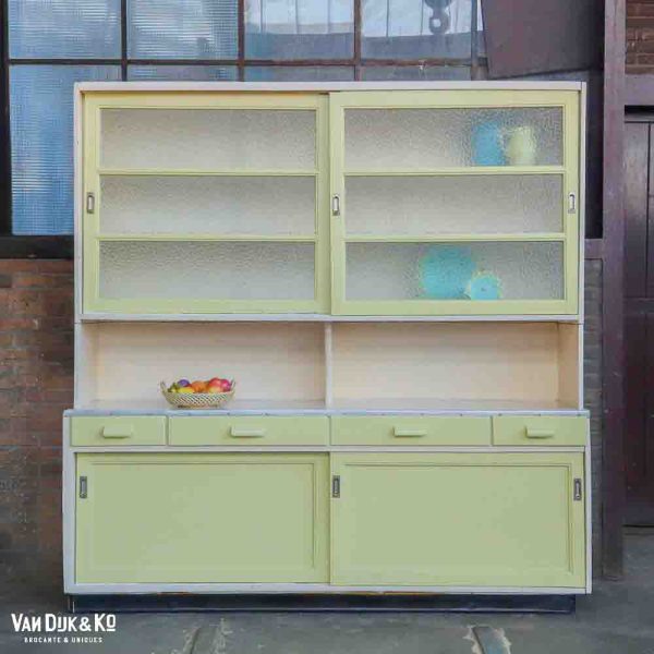 Vintage formica keukenkast