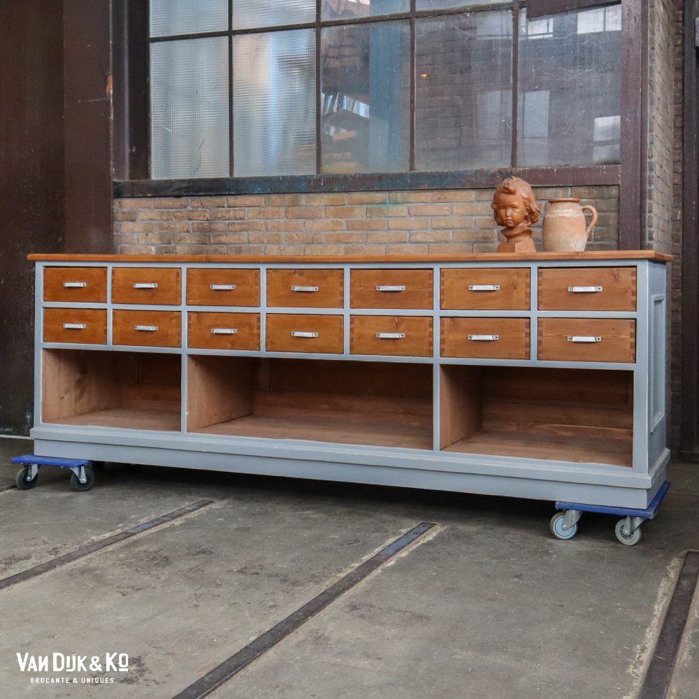 Brocante dressoir met lades - Afbeelding 2
