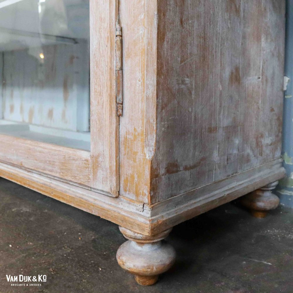 Brocante driedeurs vitrinekast - demontabel - Afbeelding 13