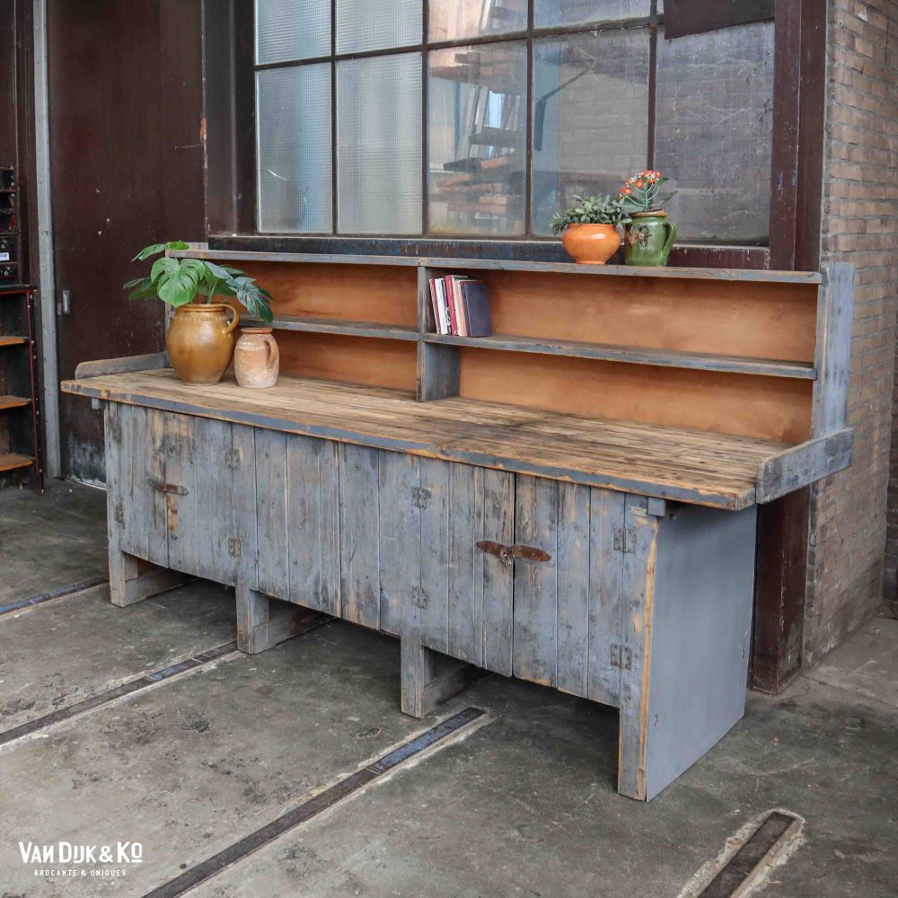 Vintage robuuste werktafel groot - Afbeelding 2